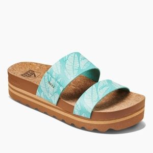 Reef Platform Sandals NWOT